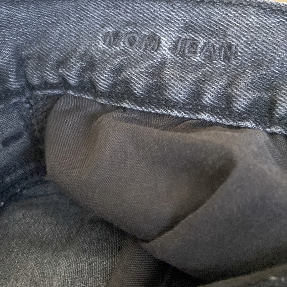 American Eagle Mom Jeans - Picture 4 of 8